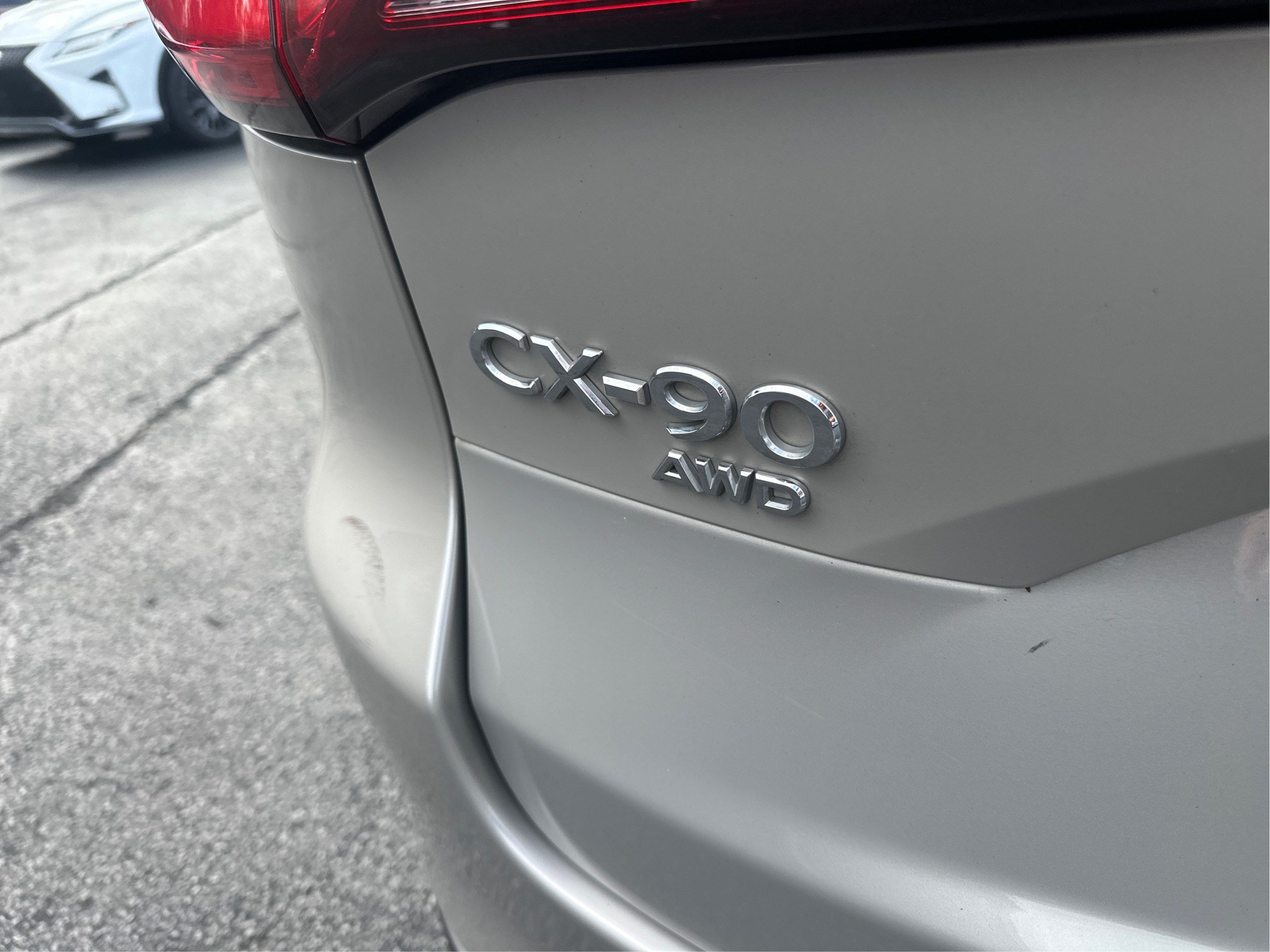 Used 2024 MAZDA CX-90 Plug-In Hybrid w/ Preferred AWD/4WD image 28