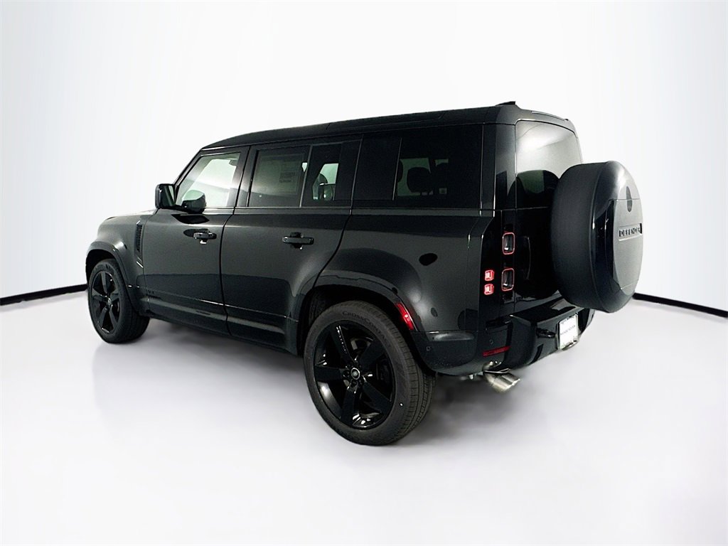 New 2025 Land Rover Defender 110 V8 image 7