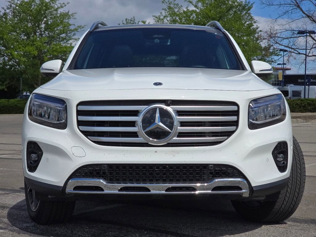 Certified 2026 Mercedes-Benz GLB 250 4MATIC image 11