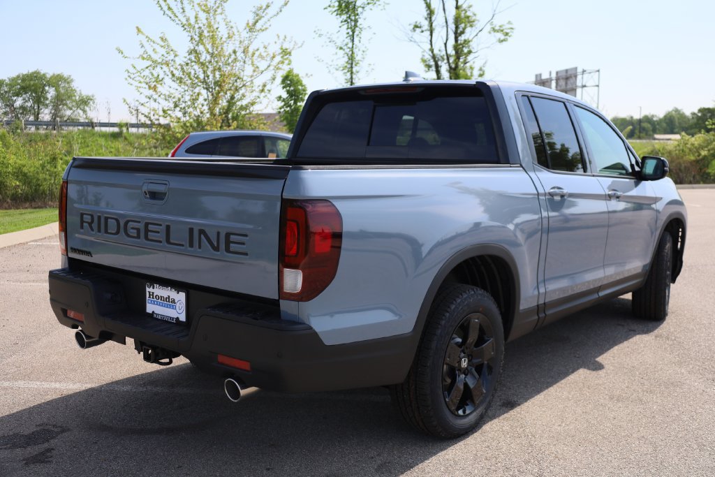 New 2026 Honda Ridgeline Black Edition image 6