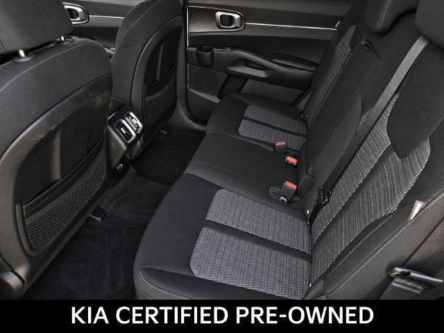 Certified 2025 Kia Sorento LX FWD image 11