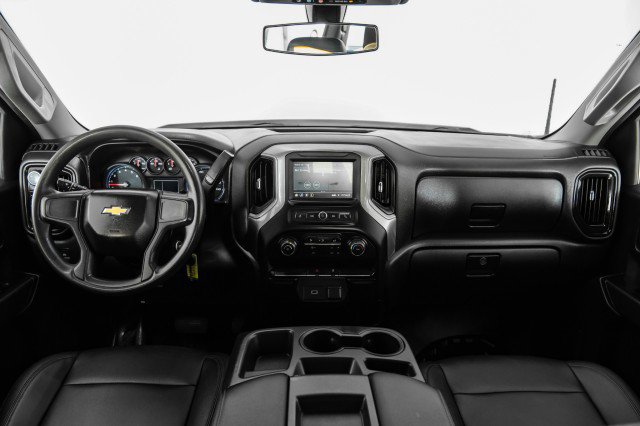 Used 2020 Chevrolet Silverado 1500 W/T w/ Trailering Package AWD/4WD image 11