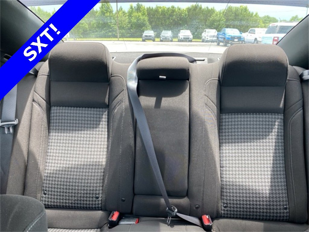 Used 2023 Dodge Charger SXT image 32