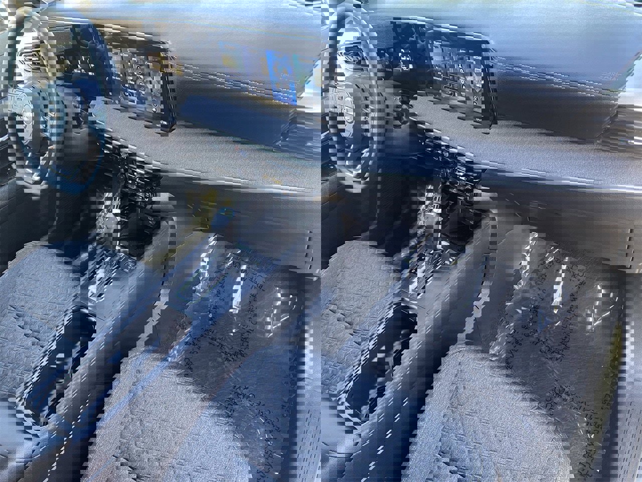 New 2026 Nissan Kicks SV image 10