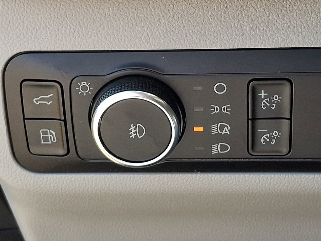 Used 2025 Ford Escape Platinum w/ Premium Technology Package image 23