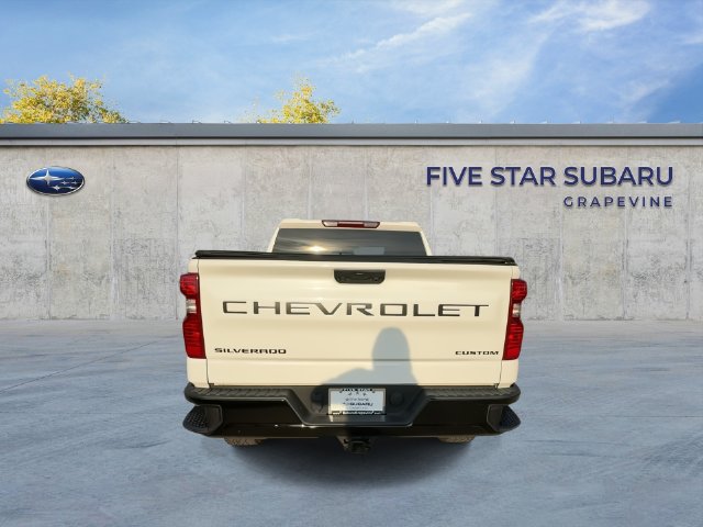 Used 2024 Chevrolet Silverado 1500 Custom Trail Boss w/ LPO, Dark Essentials Package AWD/4WD image 7