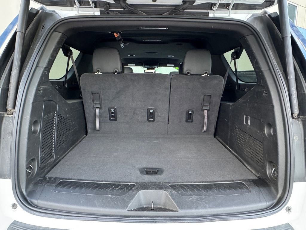 Used 2024 Chevrolet Suburban LT image 37