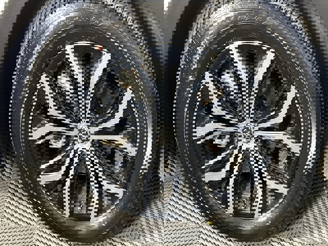 Used 2026 Toyota Crown XLE image 9