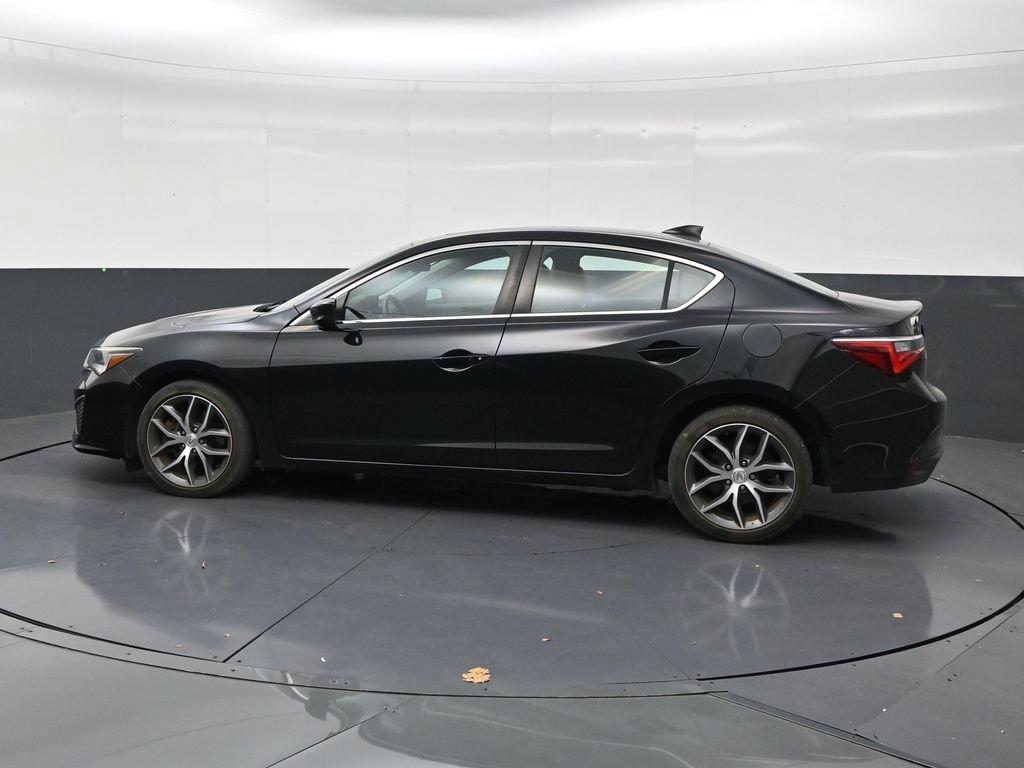 Used 2019 Acura ILX FWD image 2