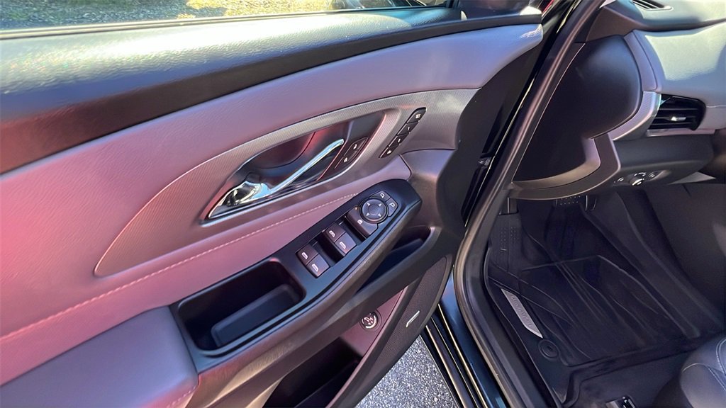 Used 2020 Chevrolet Traverse Premier w/ LPO, Floor Liner Package image 12