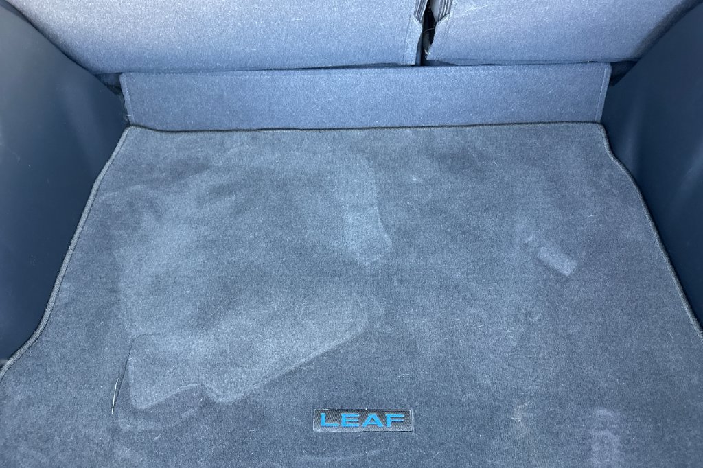 Used 2025 Nissan Leaf S FWD image 14