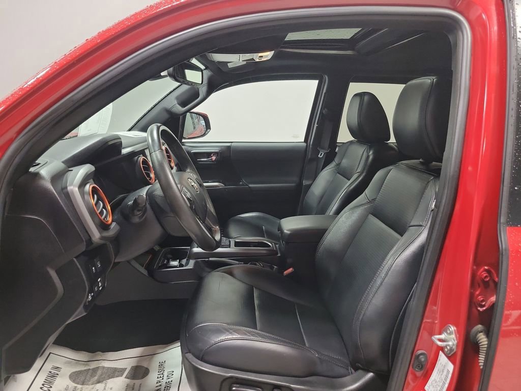 Used 2022 Toyota Tacoma TRD Sport image 29