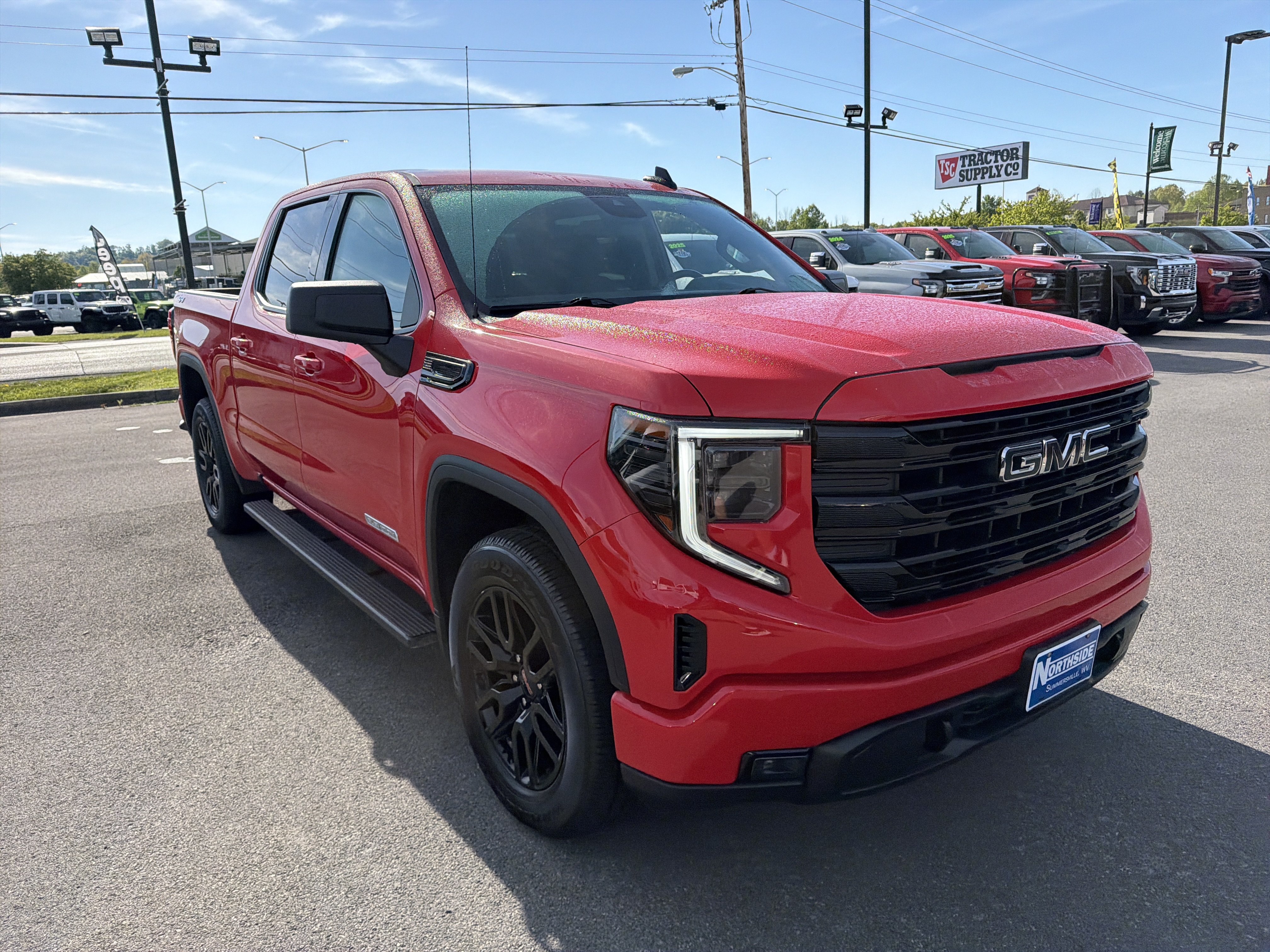 Used 2024 GMC Sierra 1500 Elevation AWD/4WD image 3