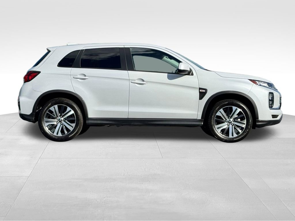 Used 2025 Mitsubishi Outlander Sport AWD image 8