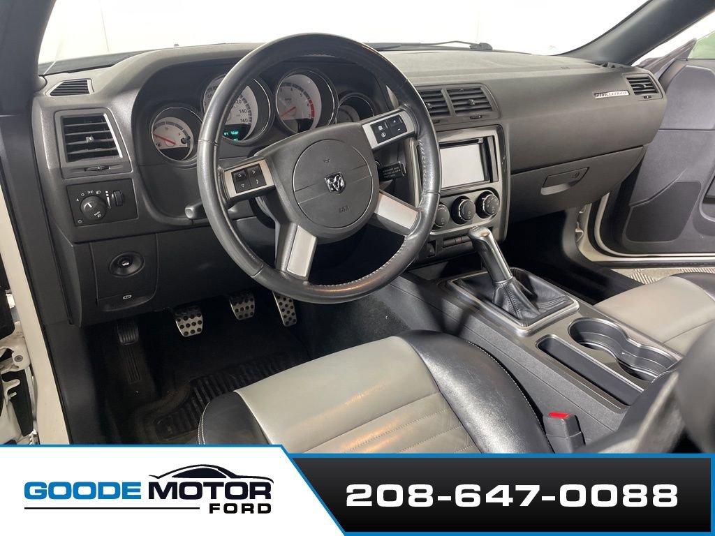 Used 2009 Dodge Challenger R/T image 8