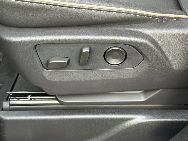 New 2026 GMC Yukon Elevation w/ LPO, Floor Liner Package image 17