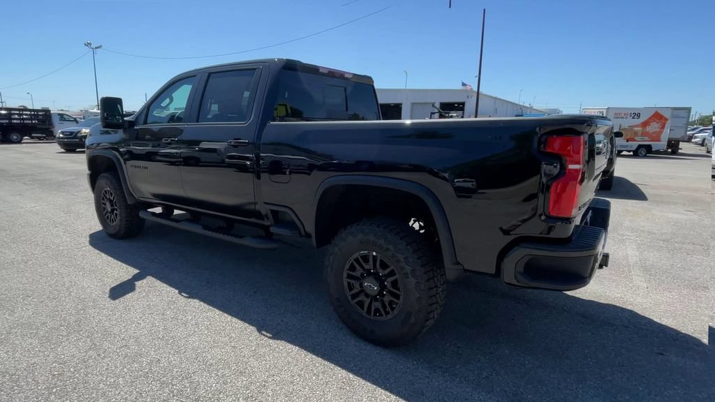 New 2026 Chevrolet Silverado 2500 ZR2 w/ LPO, Dark Essentials Package AWD/4WD image 8