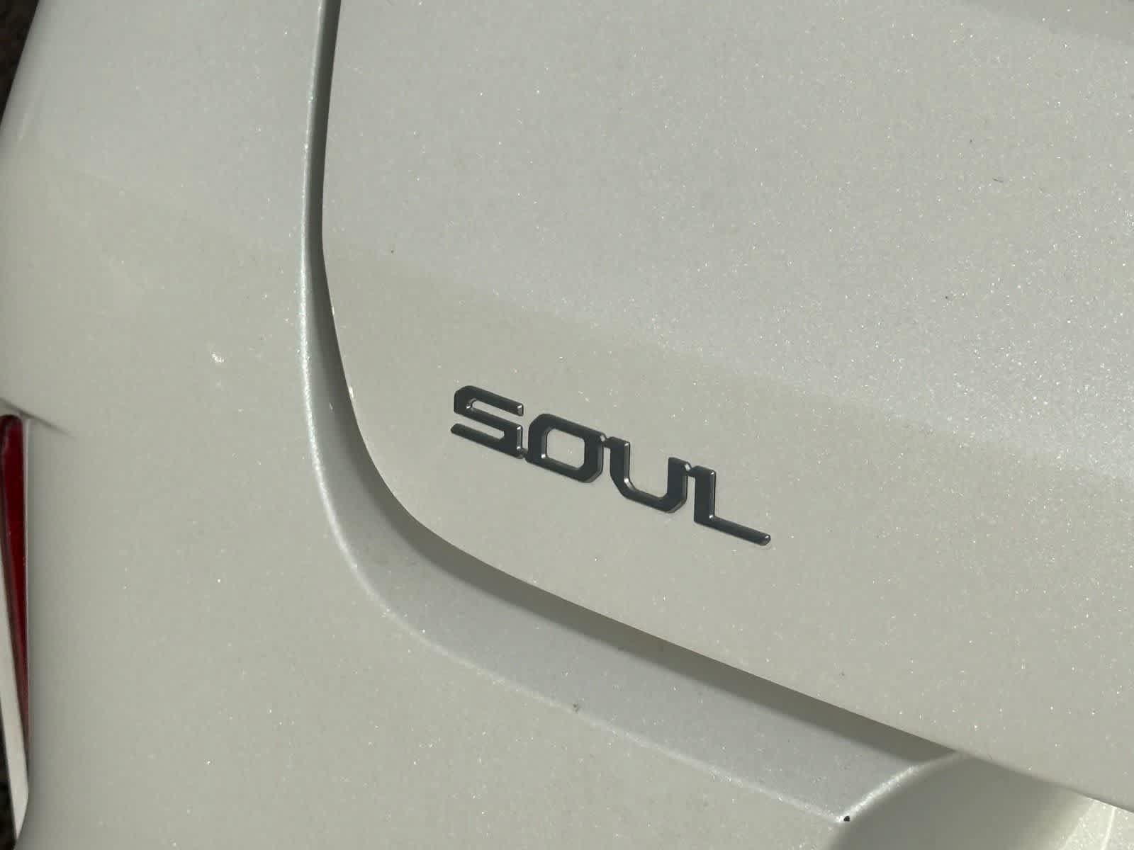 Used 2023 Kia Soul EX FWD image 9