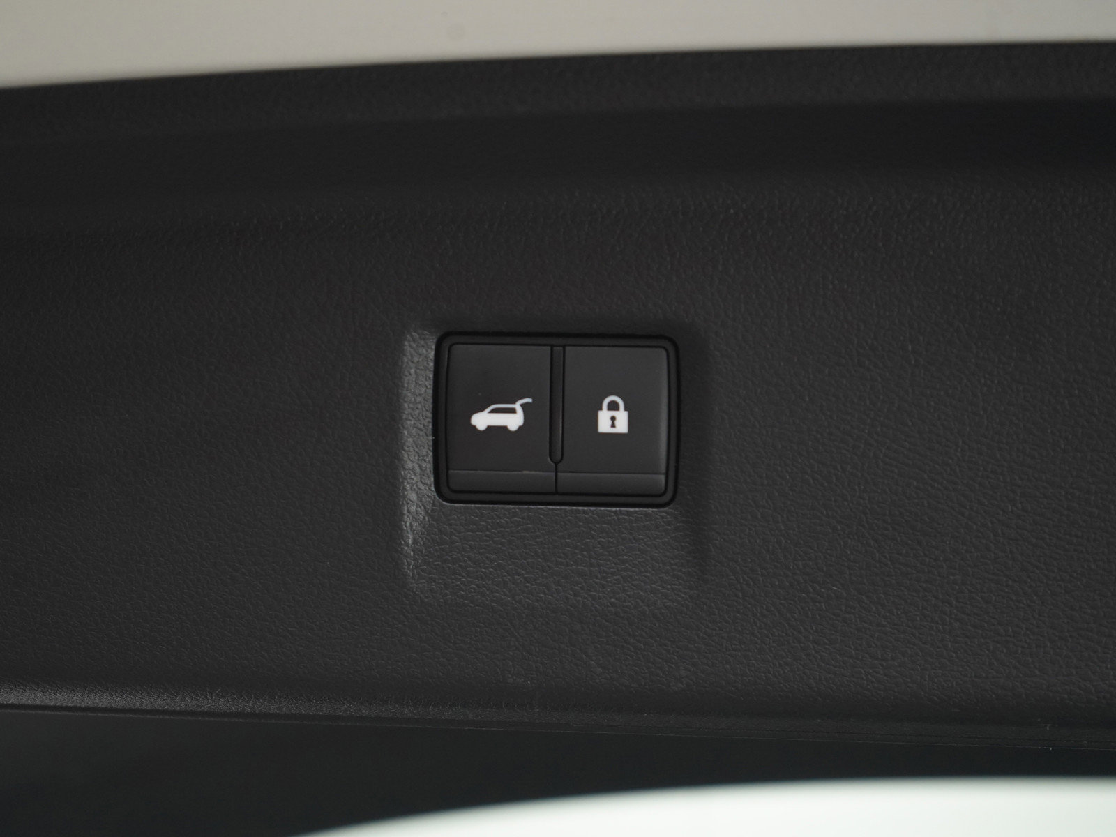 Used 2024 INFINITI QX60 Sensory image 19