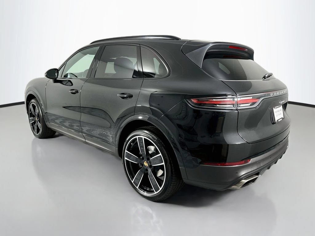 Certified 2023 Porsche Cayenne AWD/4WD image 3