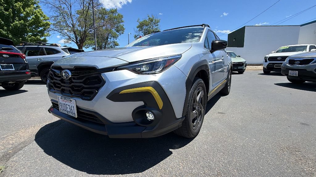 Used 2025 Subaru Crosstrek 2.5i Sport AWD/4WD image 9