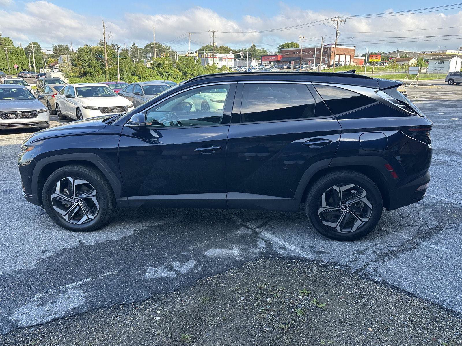 Certified 2023 Hyundai Tucson Limited AWD/4WD image 5