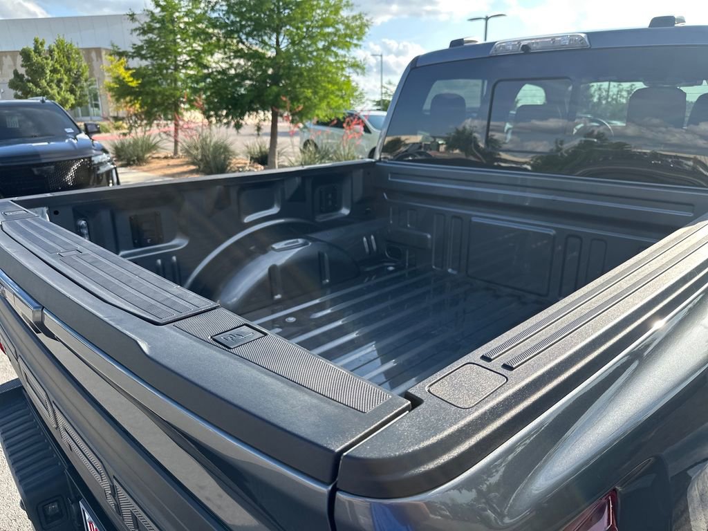 Used 2025 Ford F150 Raptor image 41