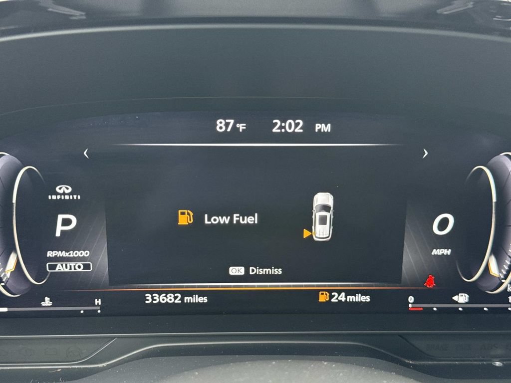 Used 2023 INFINITI QX60 Sensory w/ Vision Package AWD/4WD image 12