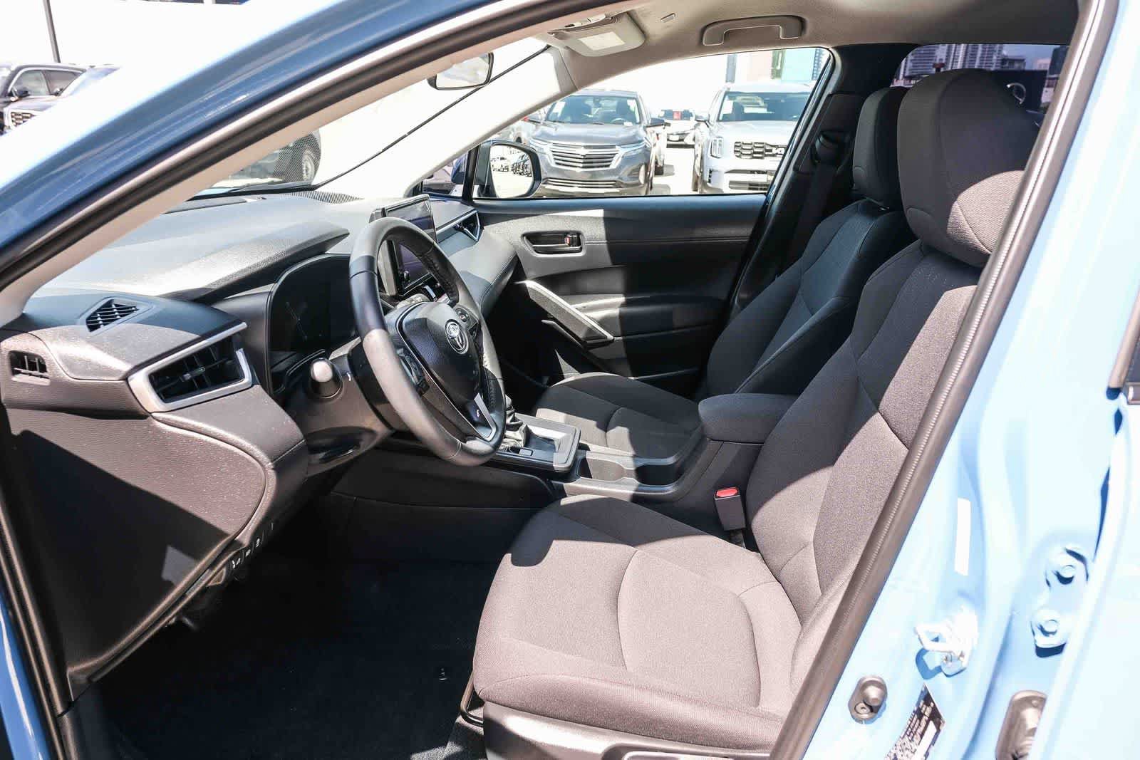 Certified 2026 Toyota Corolla Cross LE FWD image 20