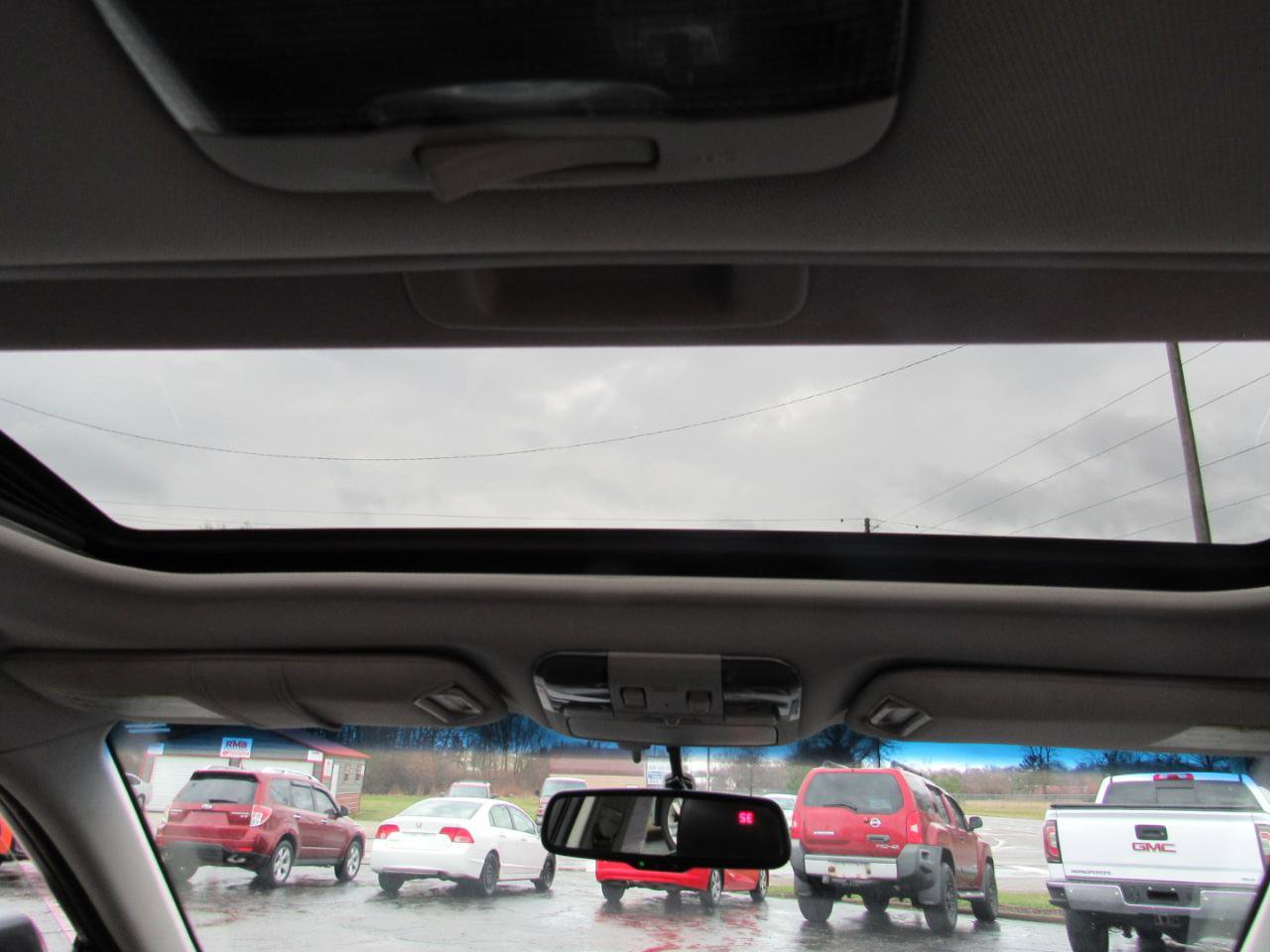 Used 2012 Subaru Legacy 2.5i Limited image 9