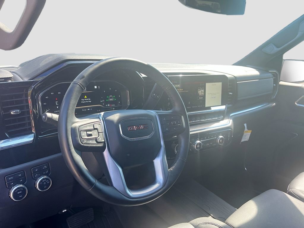 Used 2023 GMC Sierra 1500 SLT w/ X31 Off-Road Package image 9