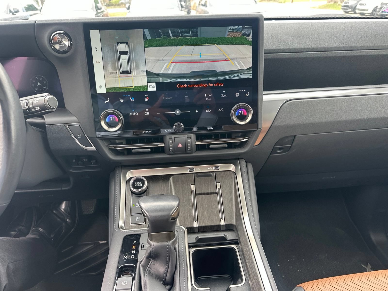 Used 2024 Lexus GX 550 w/ Accessory Package (Z1) AWD/4WD image 19