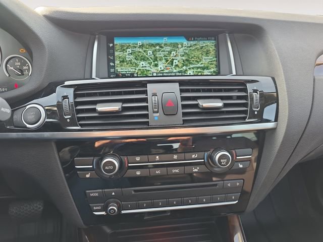 Used 2017 BMW X3 sDrive28i image 10