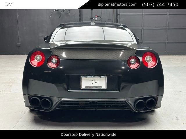 Used 2013 Nissan GT-R Black Edition AWD/4WD image 6