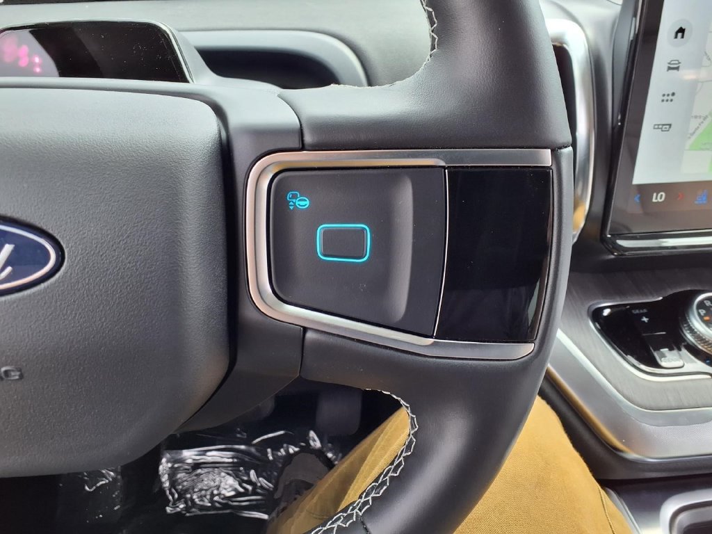 New 2026 Ford Expedition Max Platinum AWD/4WD image 19