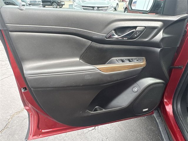 Used 2023 GMC Acadia SLE w/ Driver Convenience Package image 22