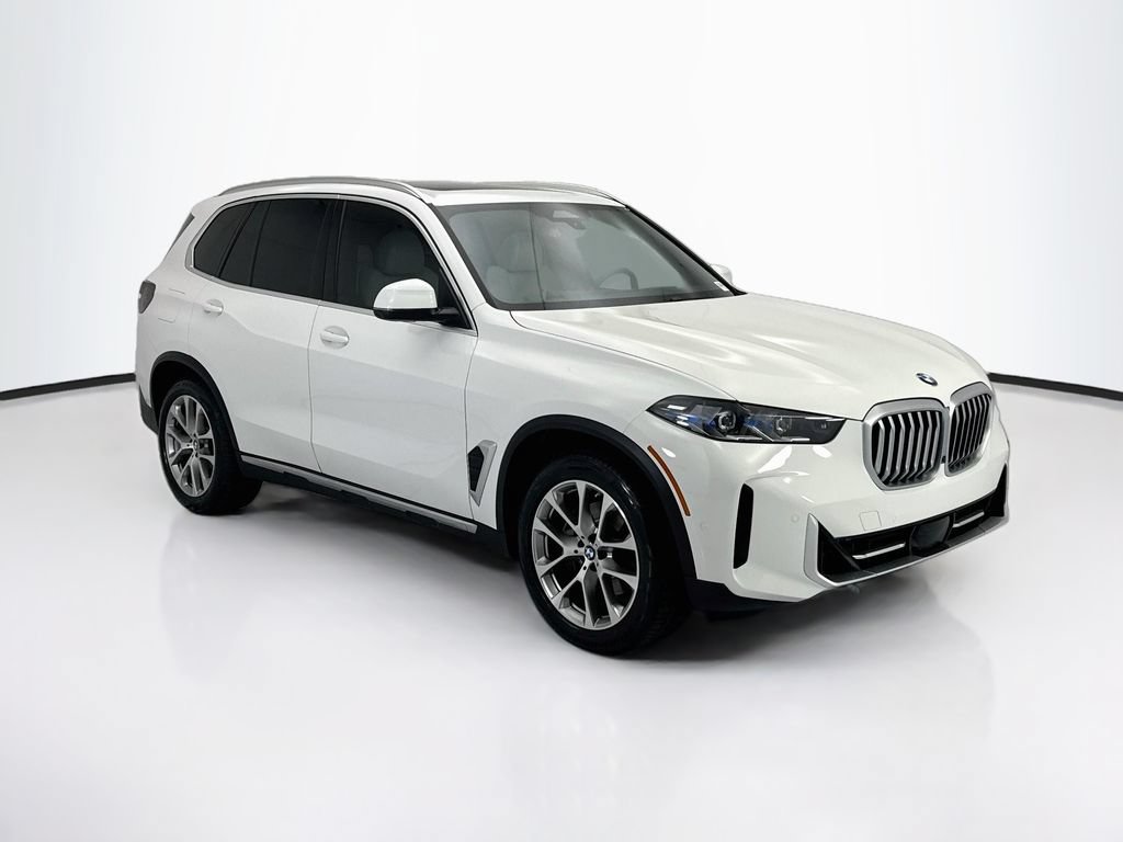 Certified 2024 BMW X5 sDrive40i w/ Premium Package RWD image 3