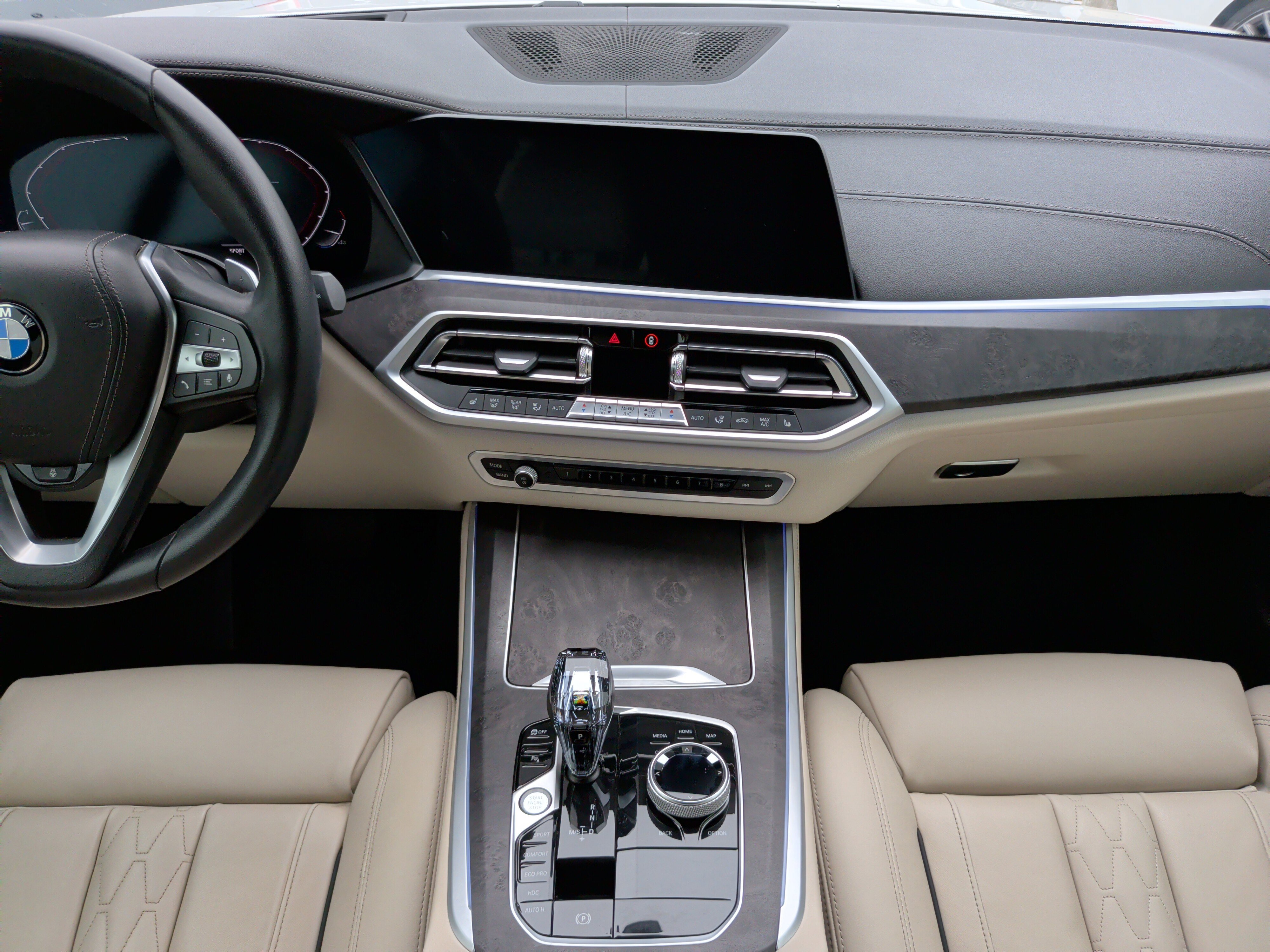 Used 2022 BMW X5 xDrive40i w/ Executive Package AWD/4WD image 32