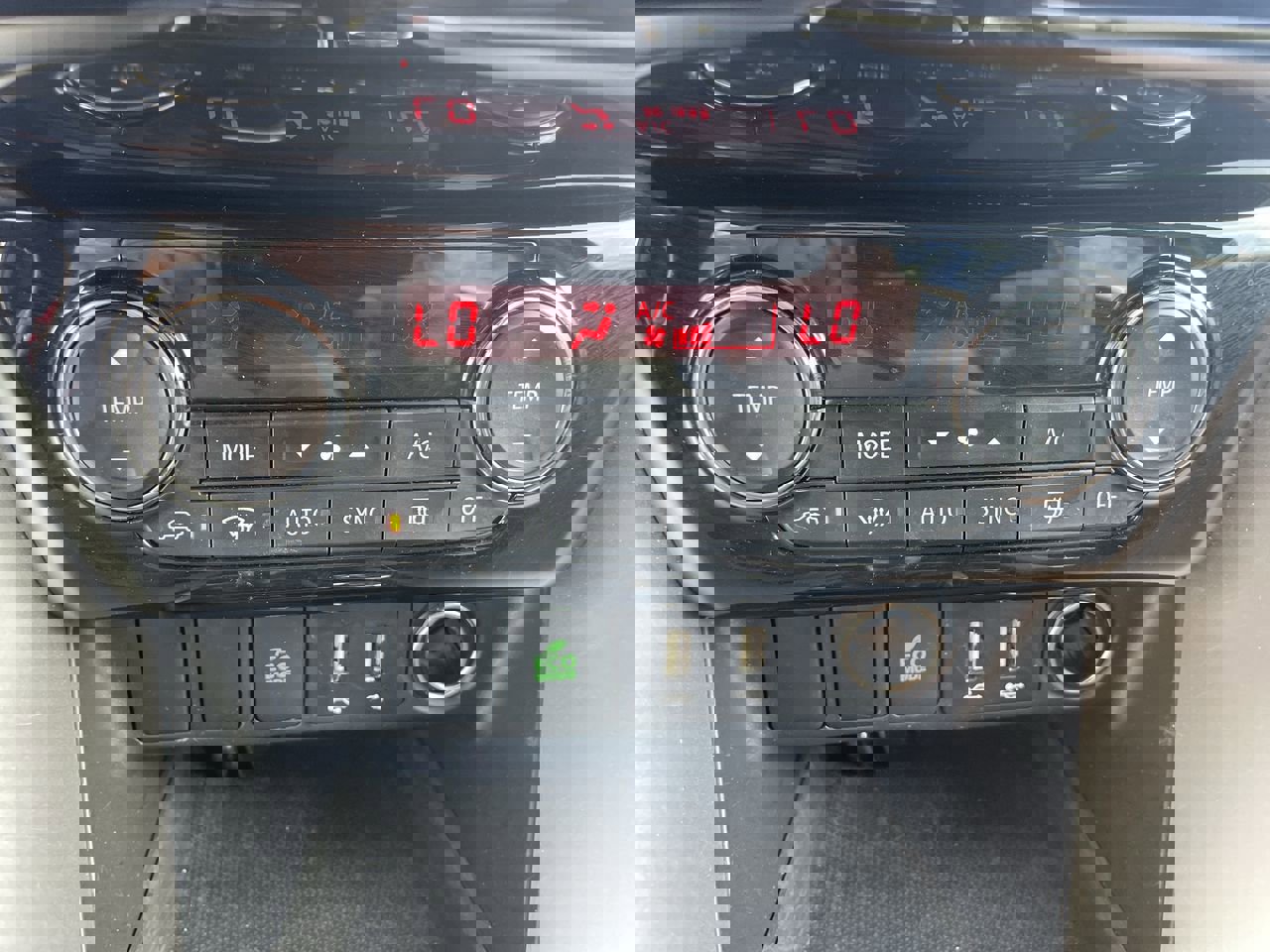 Used 2025 Mitsubishi Eclipse Cross SE image 22