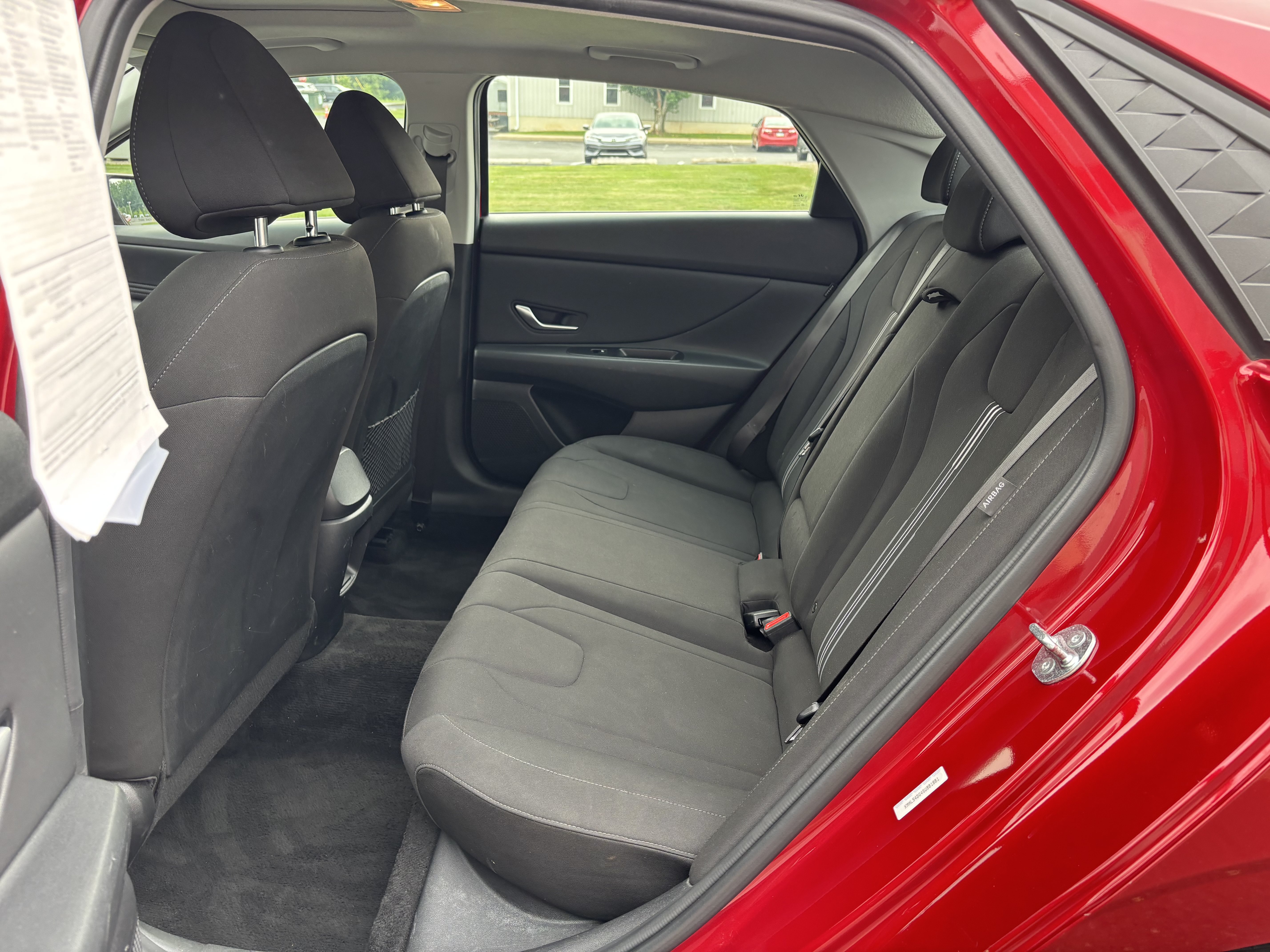 Used 2025 Hyundai Elantra SEL FWD image 14