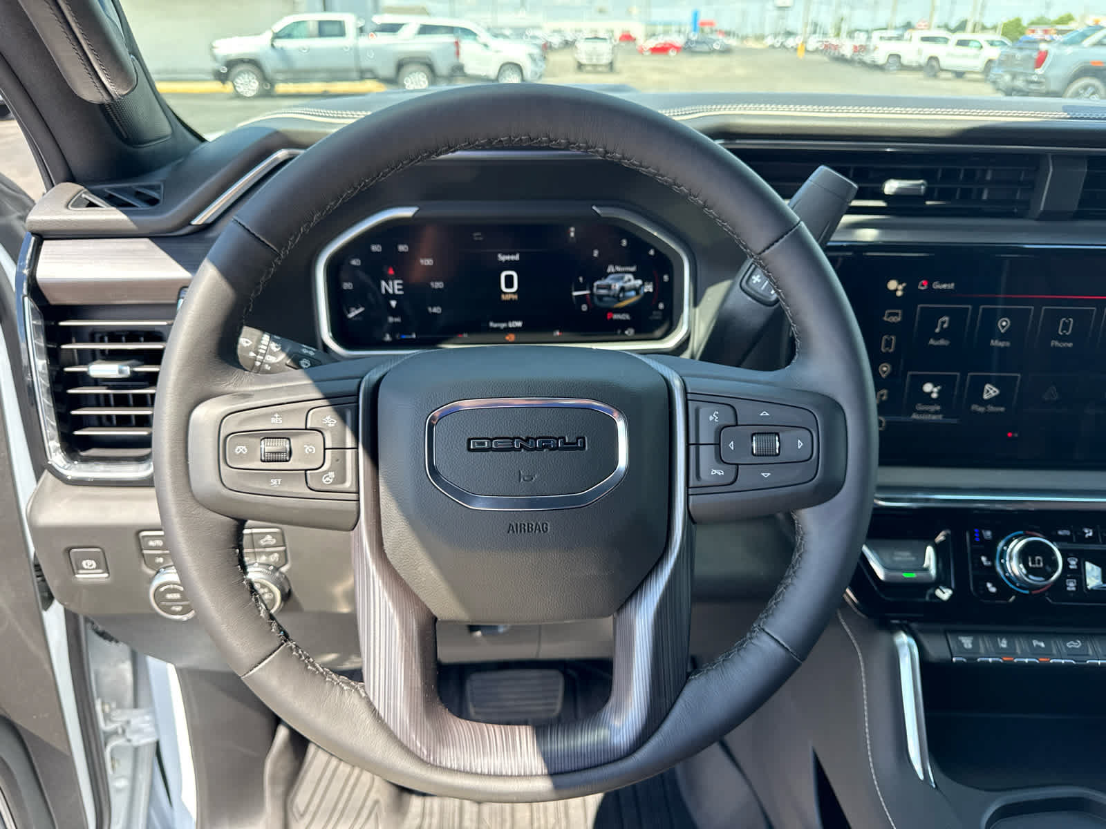 New 2026 GMC Sierra 3500 Denali Ultimate w/ LPO, Black Badging Package AWD/4WD image 15