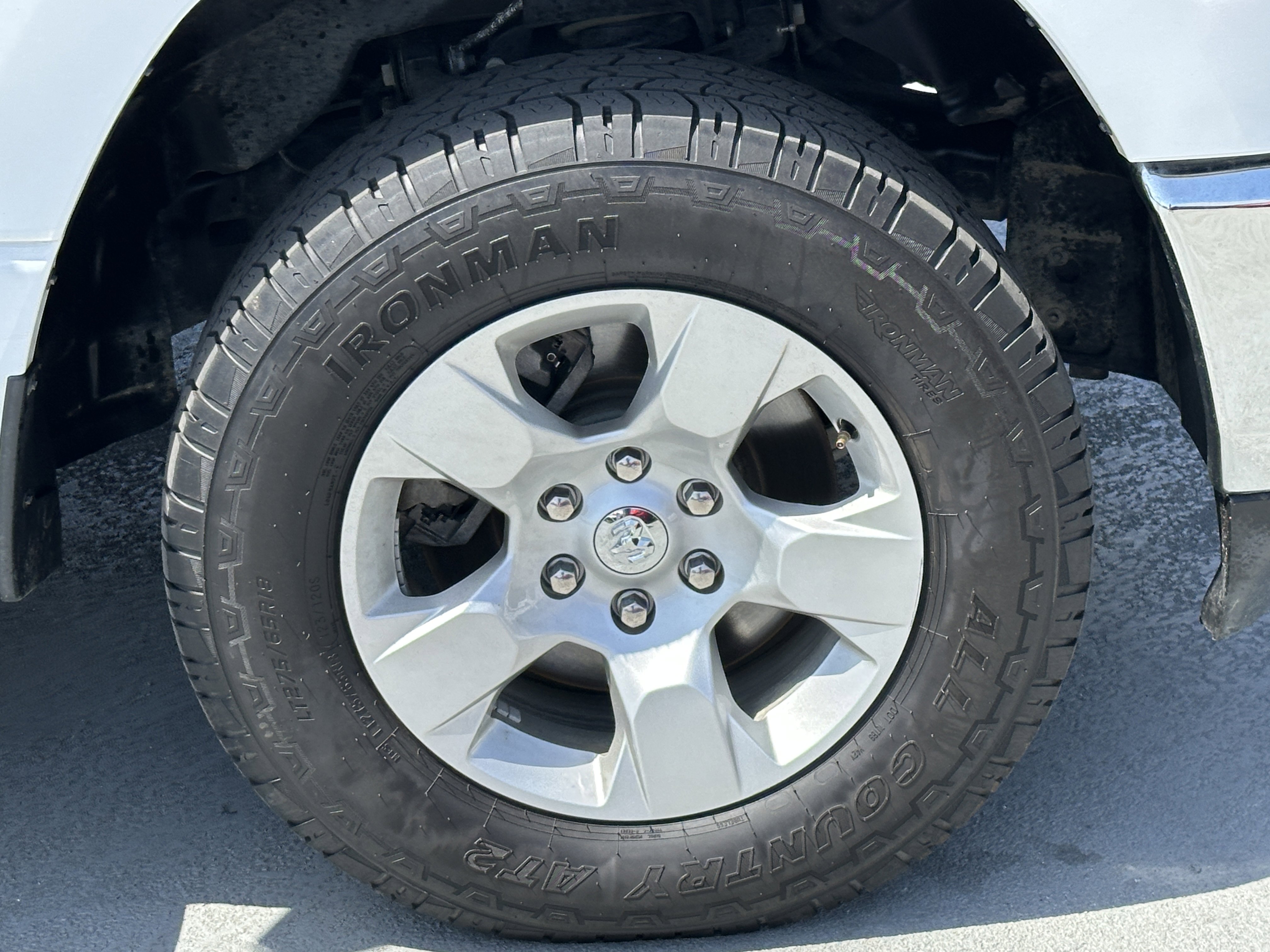 Used 2023 RAM 1500 Big Horn AWD/4WD image 14