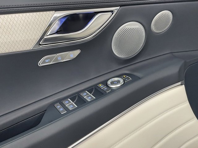 New 2025 Genesis GV80 3.5T Prestige image 11