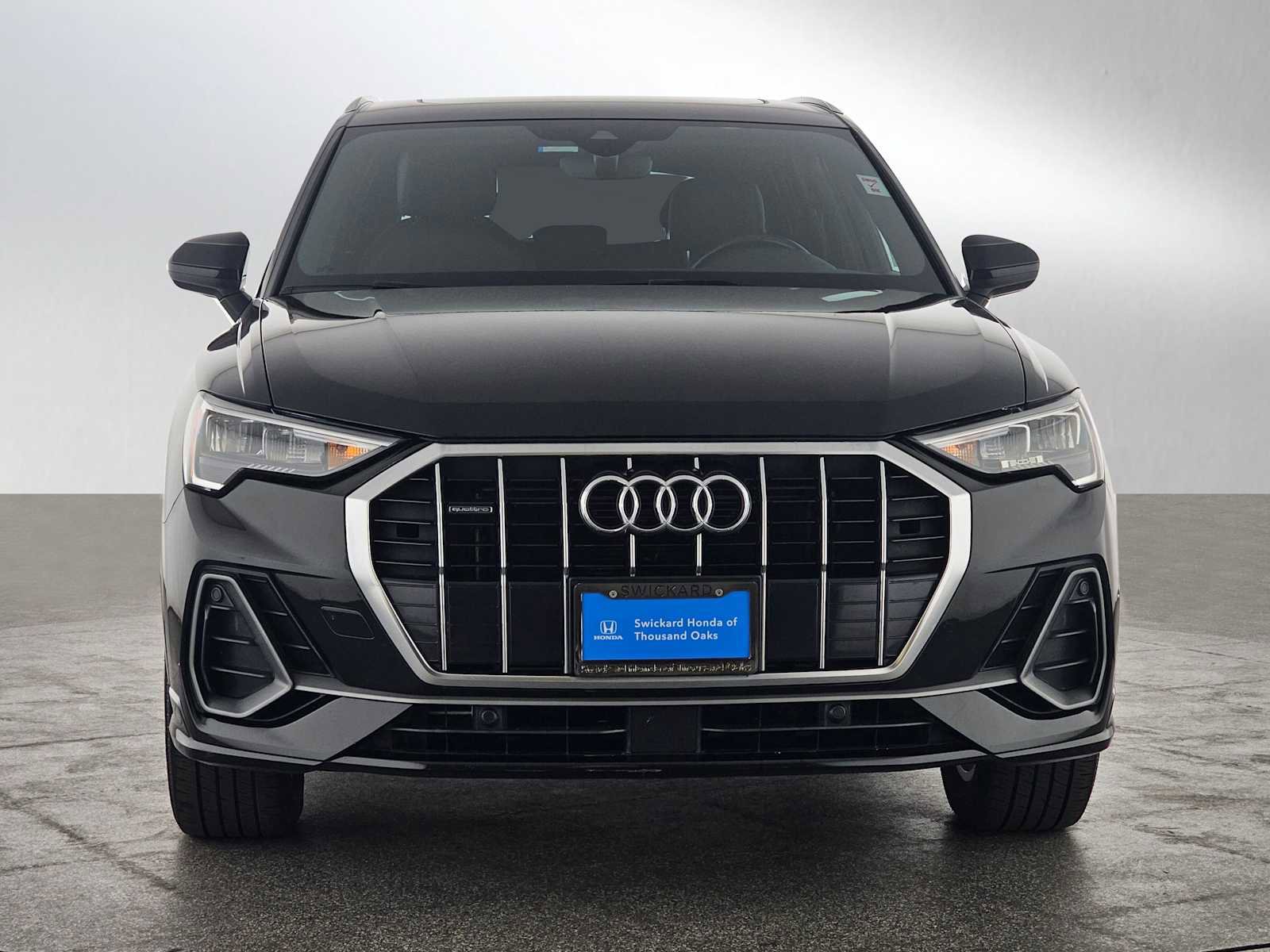 Used 2021 Audi Q3 2.0T Premium w/ Convenience Package AWD/4WD image 8