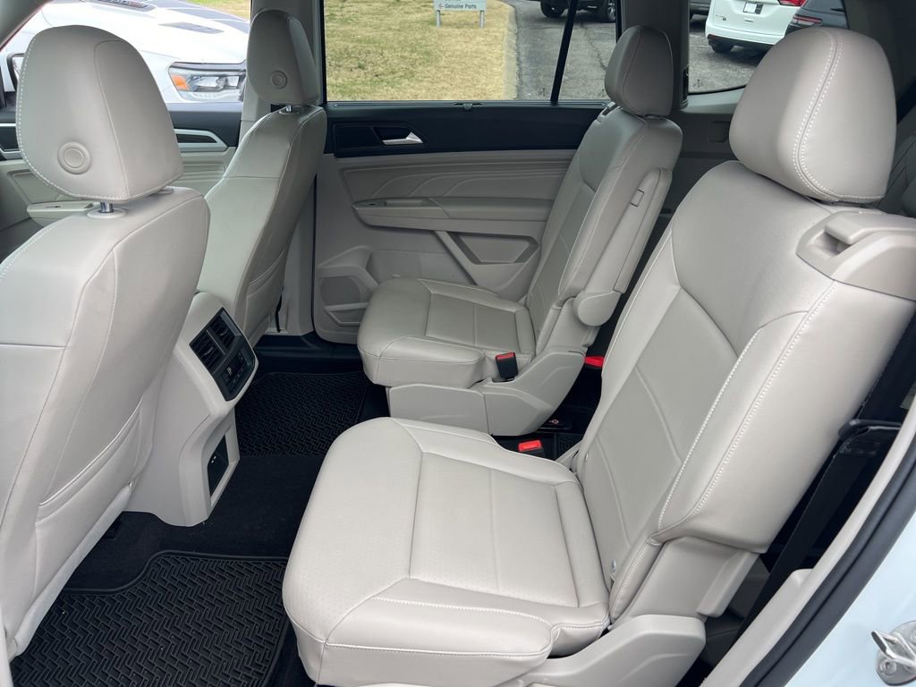 Used 2021 Volkswagen Atlas SE w/ Panoramic Sunroof Package image 25