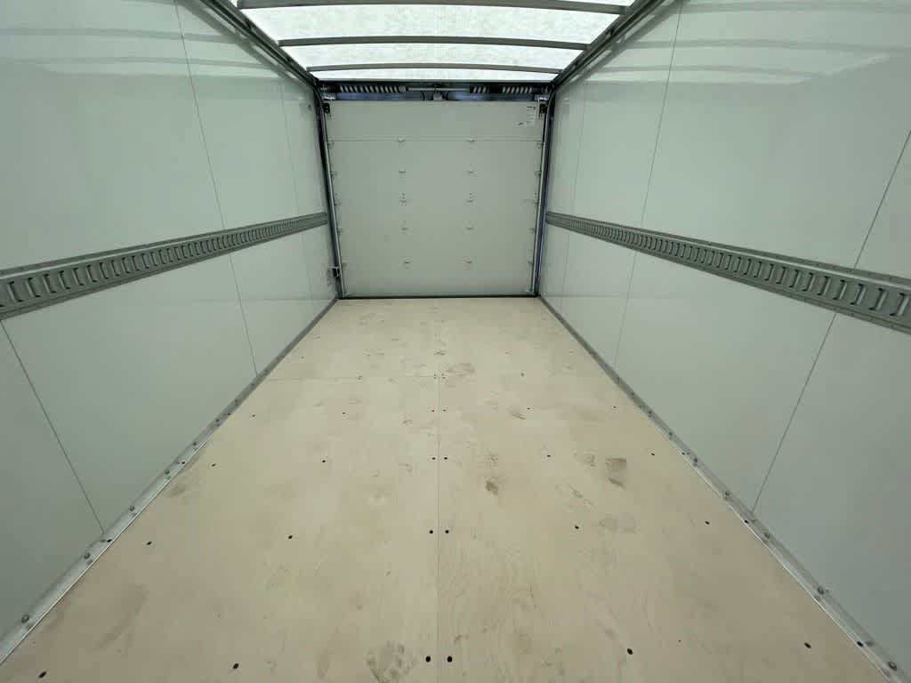 New 2024 Ford E-450 and Econoline 450 Super Duty w/ Power Windows & Locks Group RWD image 26