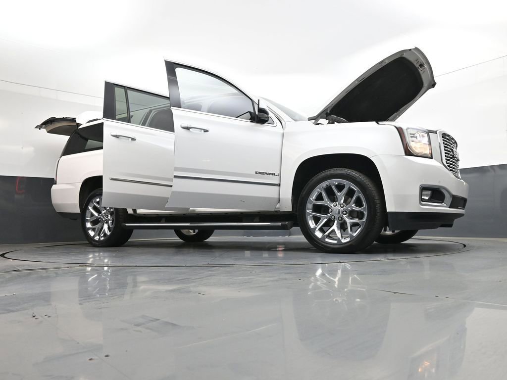 Used 2020 GMC Yukon XL Denali w/ Open Road Package image 52