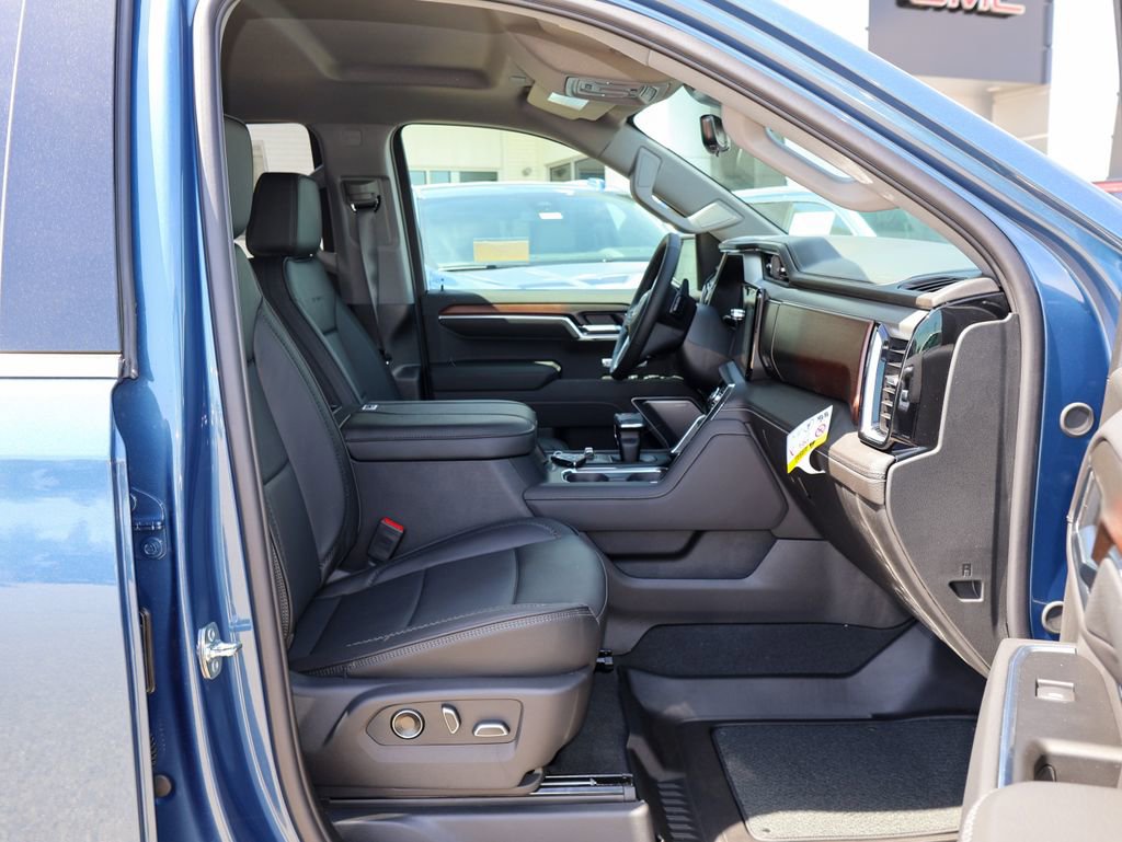 New 2026 GMC Sierra 1500 Denali w/ Technology Package AWD/4WD image 32