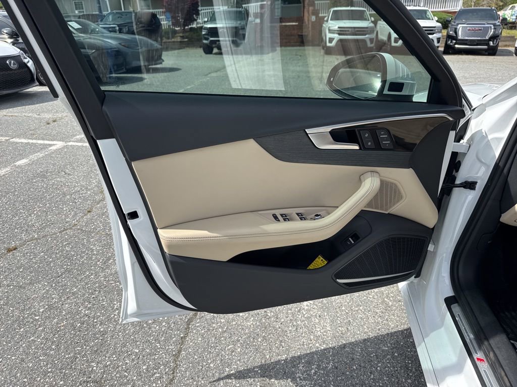 Used 2023 Audi A4 2.0T Premium Plus image 28