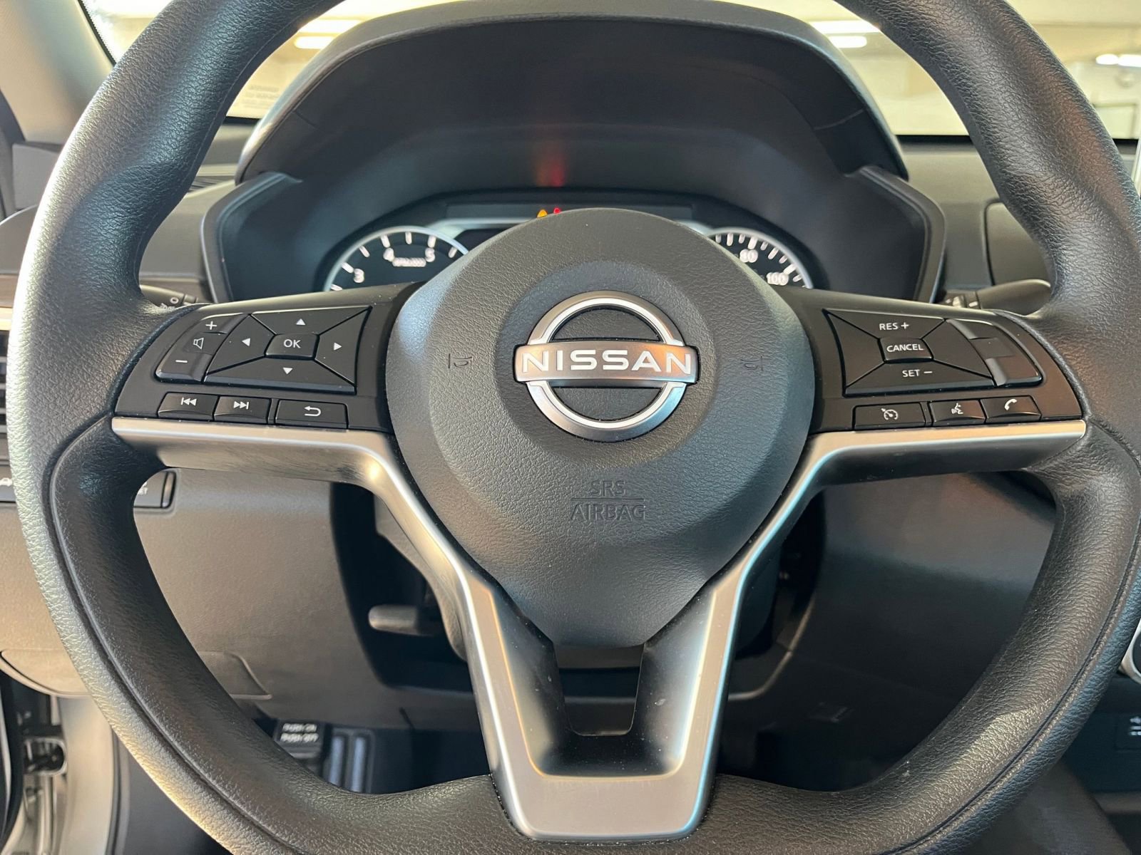 Used 2024 Nissan Altima 2.5 SV image 28